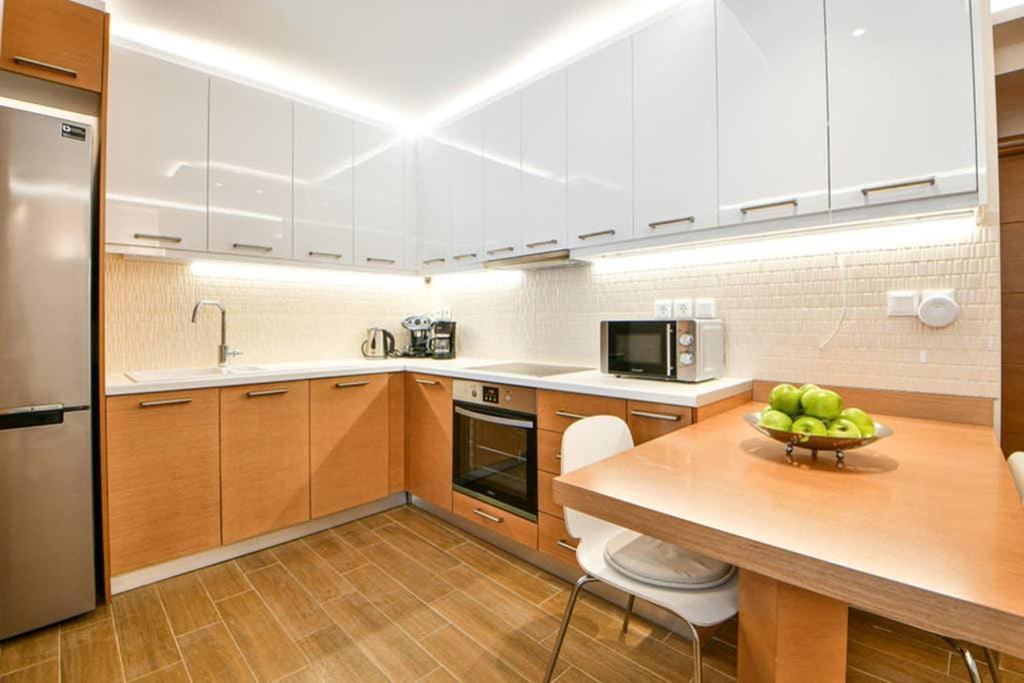 Апартаменти Modern Hospitality, With Private Garden, Афіни Екстер'єр фото